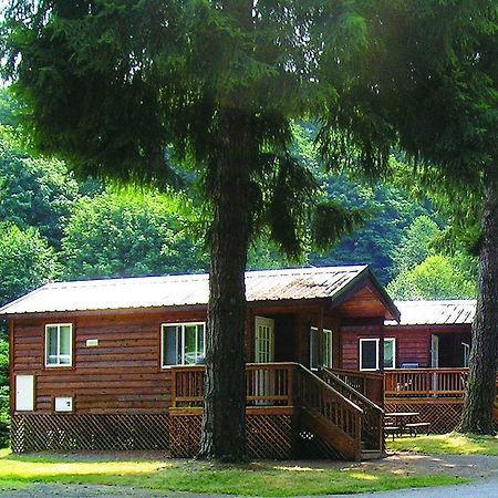 Thunderbird Rv & Camping Resort مونرو المظهر الخارجي الصورة